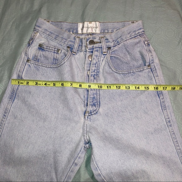 ‼️SOLD‼️ Vintage High Rise Mom Jeans - Picture 7 of 8